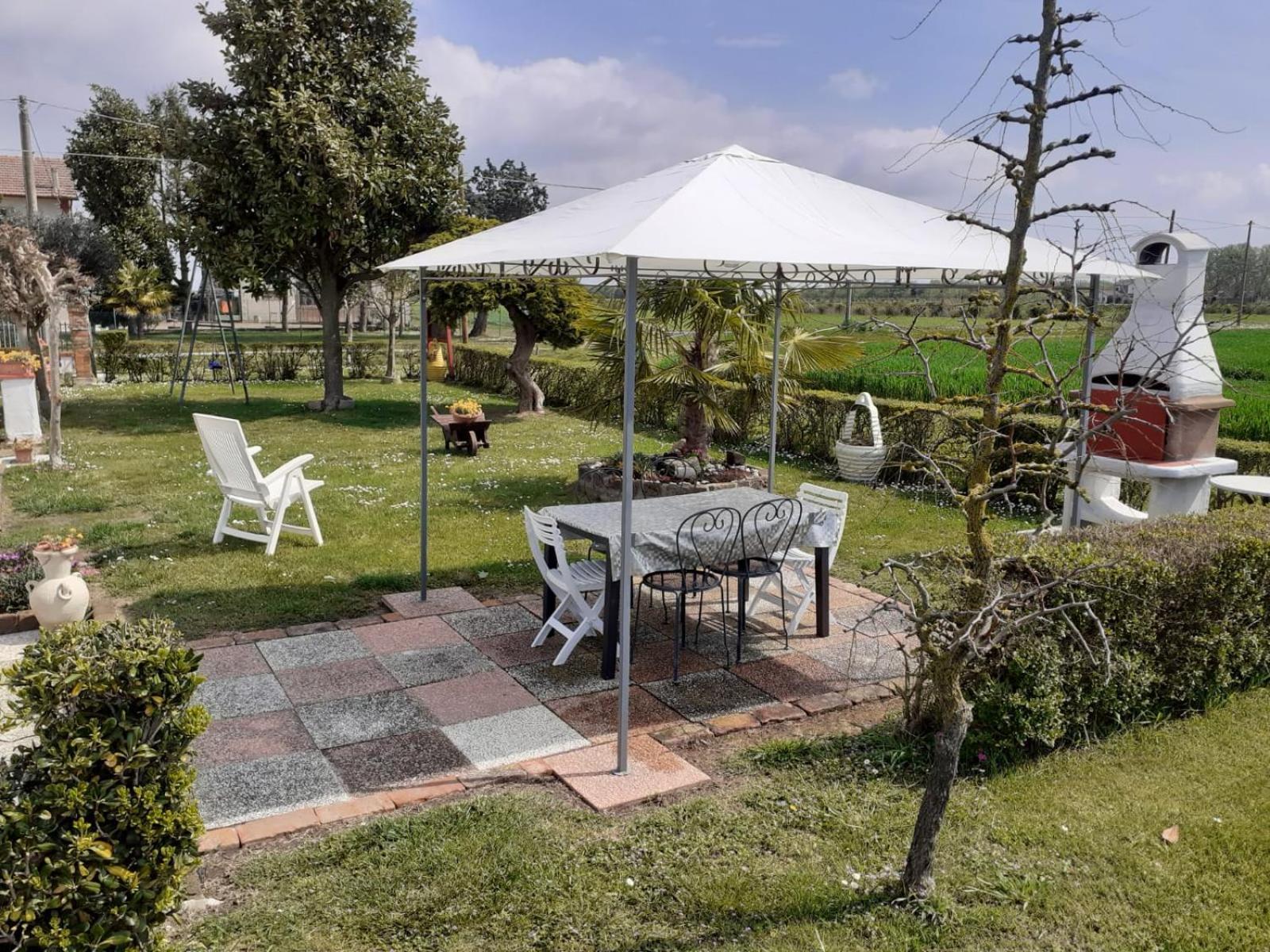 Locazione Turistica Girasole Villa Porto Tolle Buitenkant foto
